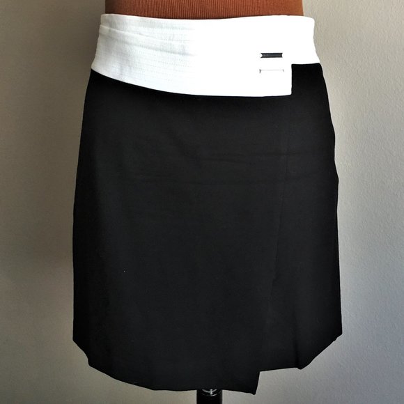WHITE HOUSE BLACK MARKET Asymetrical Front Skirt - Picture 2 of 10